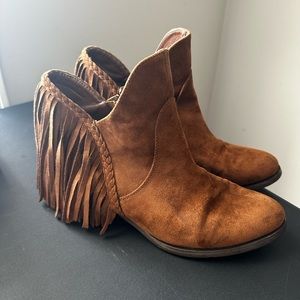 Women’s Fringe Ankle Boots